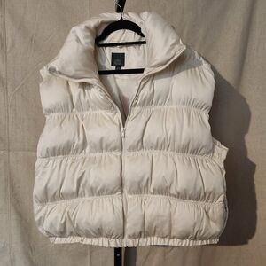 Wild Fable Women's Cream Puffer Vest